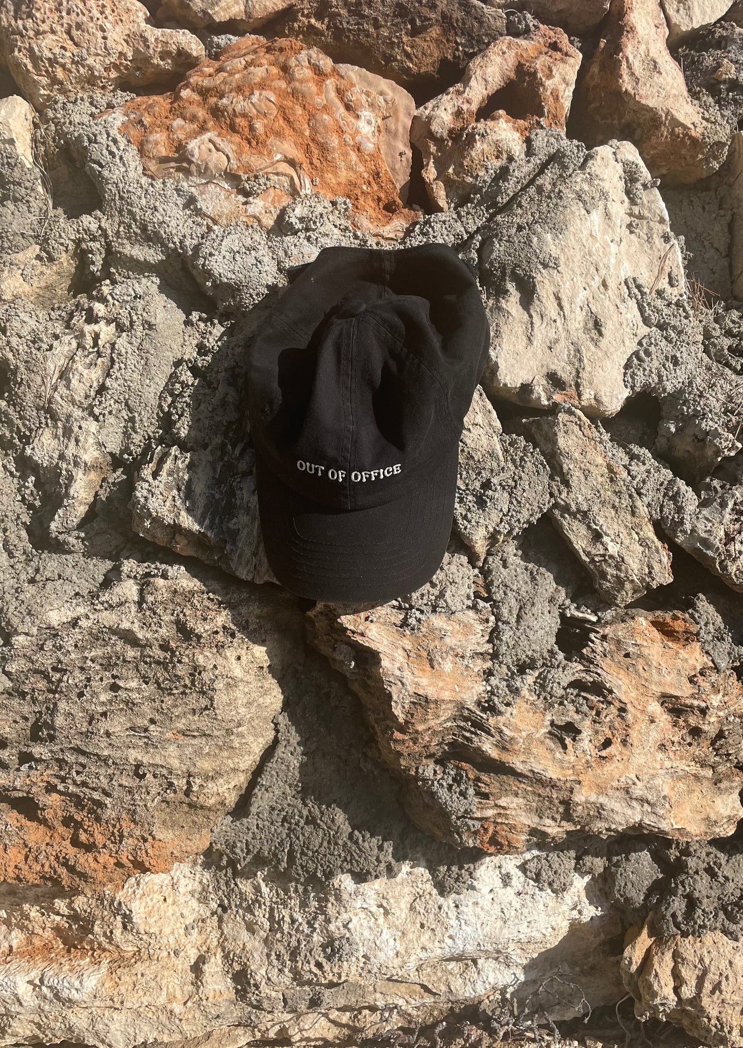 Out of office cap - Black